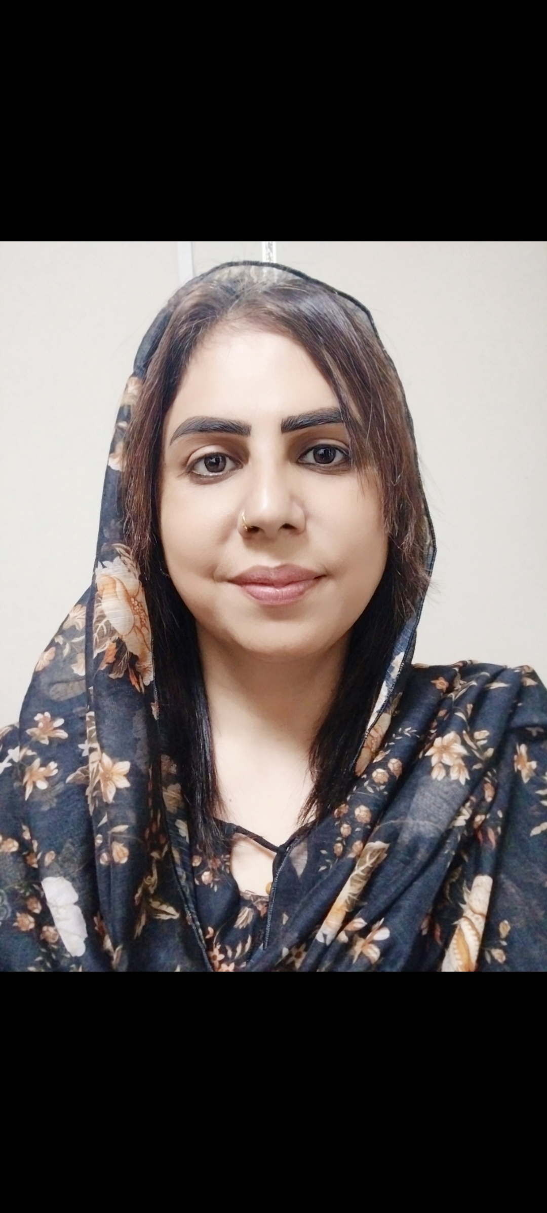Dr Nadia